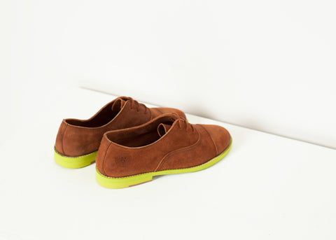 Image of Suede Oxford in Natural/Lime