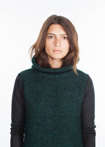 Image of Boucle Turtle Neck in Green/Black