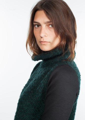 Image of Boucle Turtle Neck in Green/Black
