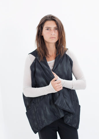 Image of Quilted Mesh Waistcoat in Black/White
